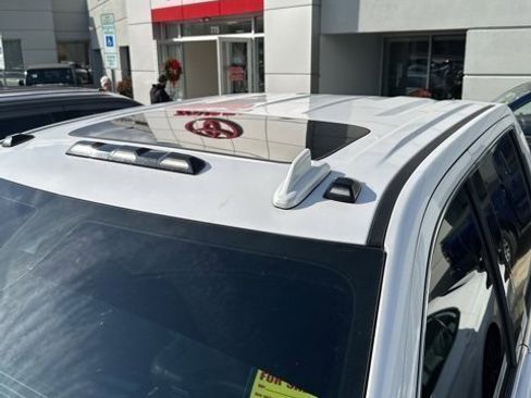 Used 2023 GMC Sierra 2500 Denali w/ Denali Ultimate Package image 5