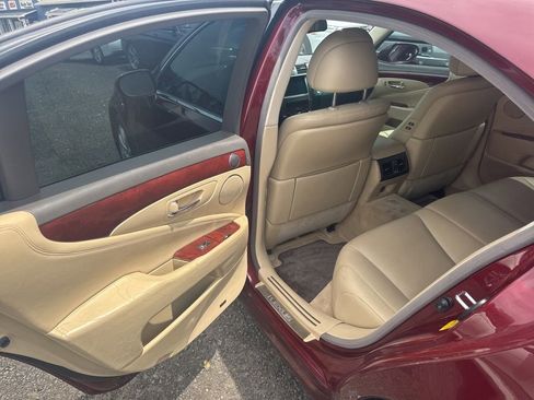 Used 2007 Lexus LS 460 460 image 32