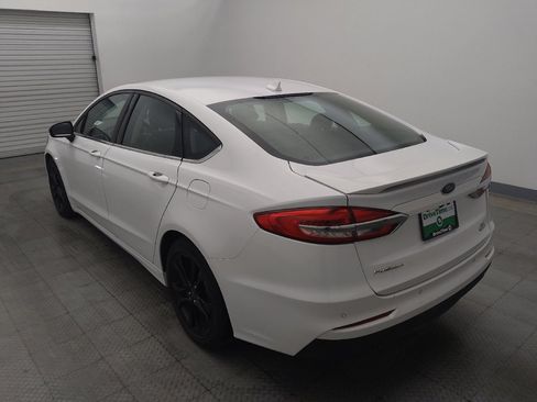 Used 2019 Ford Fusion SE w/ Equipment Group 151A FWD image 5
