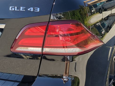 Used 2017 Mercedes-Benz GLE 43 AMG 4MATIC image 37