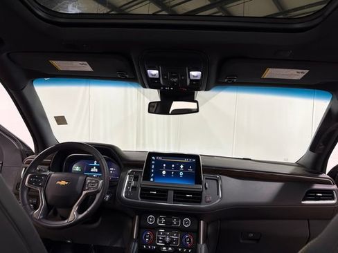 Used 2023 Chevrolet Tahoe Premier AWD/4WD image 31
