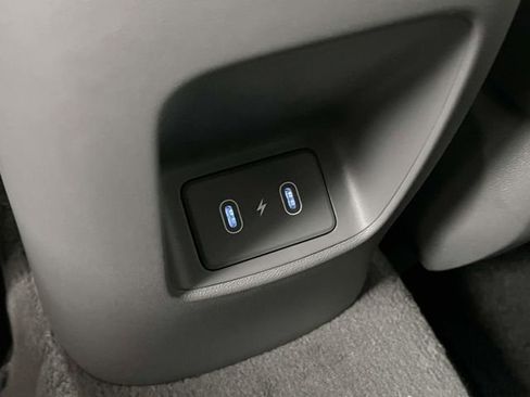 Used 2025 Hyundai Elantra Sport w/ Cargo Package FWD image 19