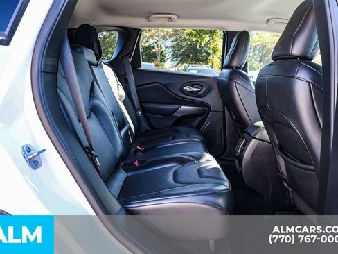 Used 2021 Jeep Cherokee Latitude Lux image 22