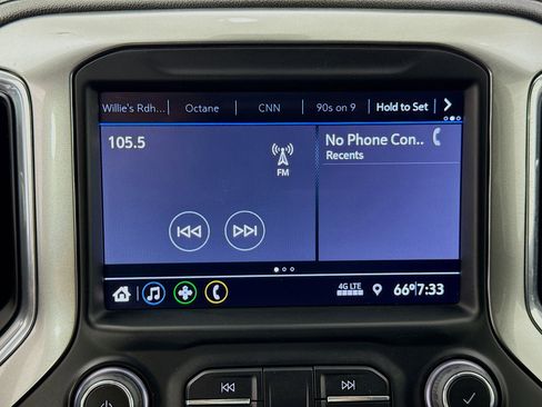 Used 2023 Chevrolet Silverado 2500 LT w/ Convenience Package image 15