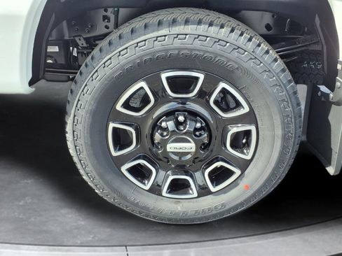 New 2026 Ford F250 Platinum image 19