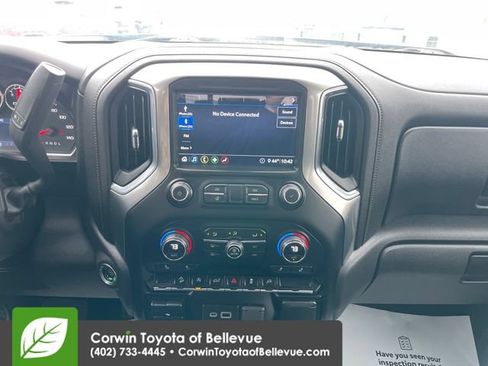 Used 2020 Chevrolet Silverado 1500 LT Trail Boss AWD/4WD image 17