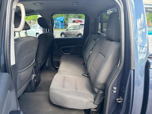 Used 2015 Nissan Titan SV w/ SV Value Truck Package AWD/4WD image 25