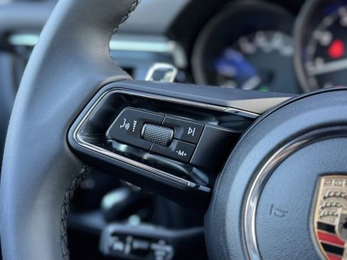 New 2026 Porsche Macan image 20