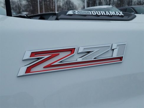 Used 2022 Chevrolet Silverado 2500 LTZ w/ LTZ Plus Package image 7