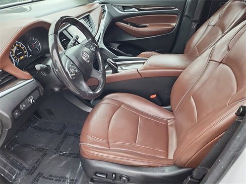 Used 2019 Buick Enclave Avenir w/ Avenir Technology Package image 25