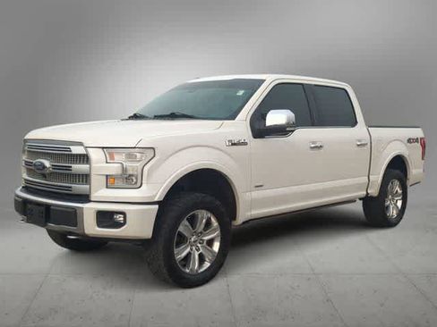Used 2017 Ford F150 Platinum w/ Equipment Group 701A Luxury image 4