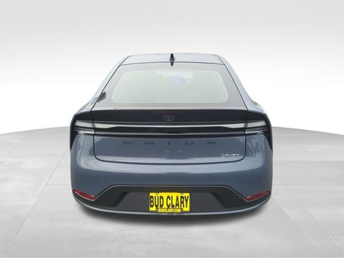 New 2026 Toyota Prius Plug-In Hybrid image 9