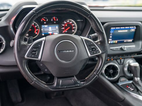 Used 2020 Chevrolet Camaro LT image 12