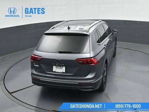 Used 2024 Volkswagen Tiguan SE FWD image 48