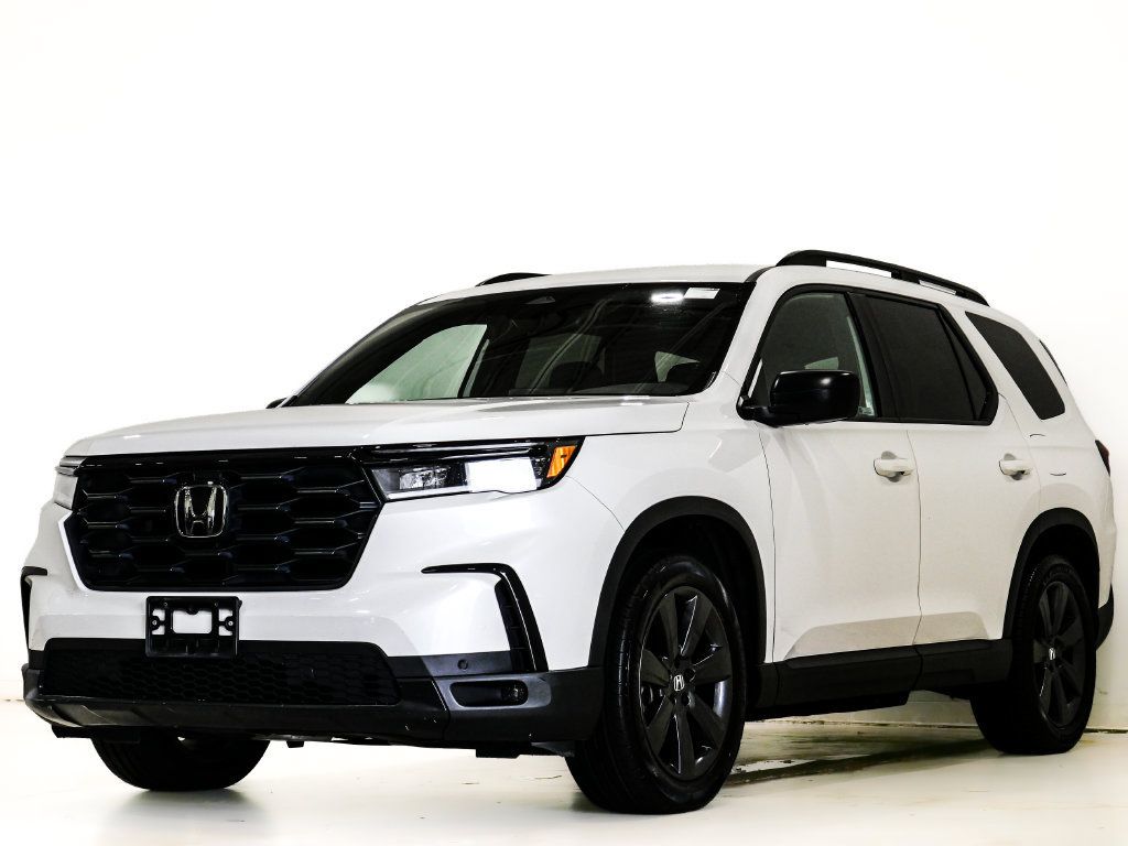 Used 2024 Honda Pilot Sport image 3