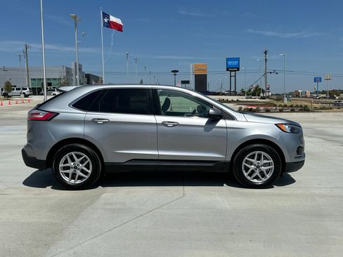 Used 2024 Ford Edge SEL AWD/4WD image 6