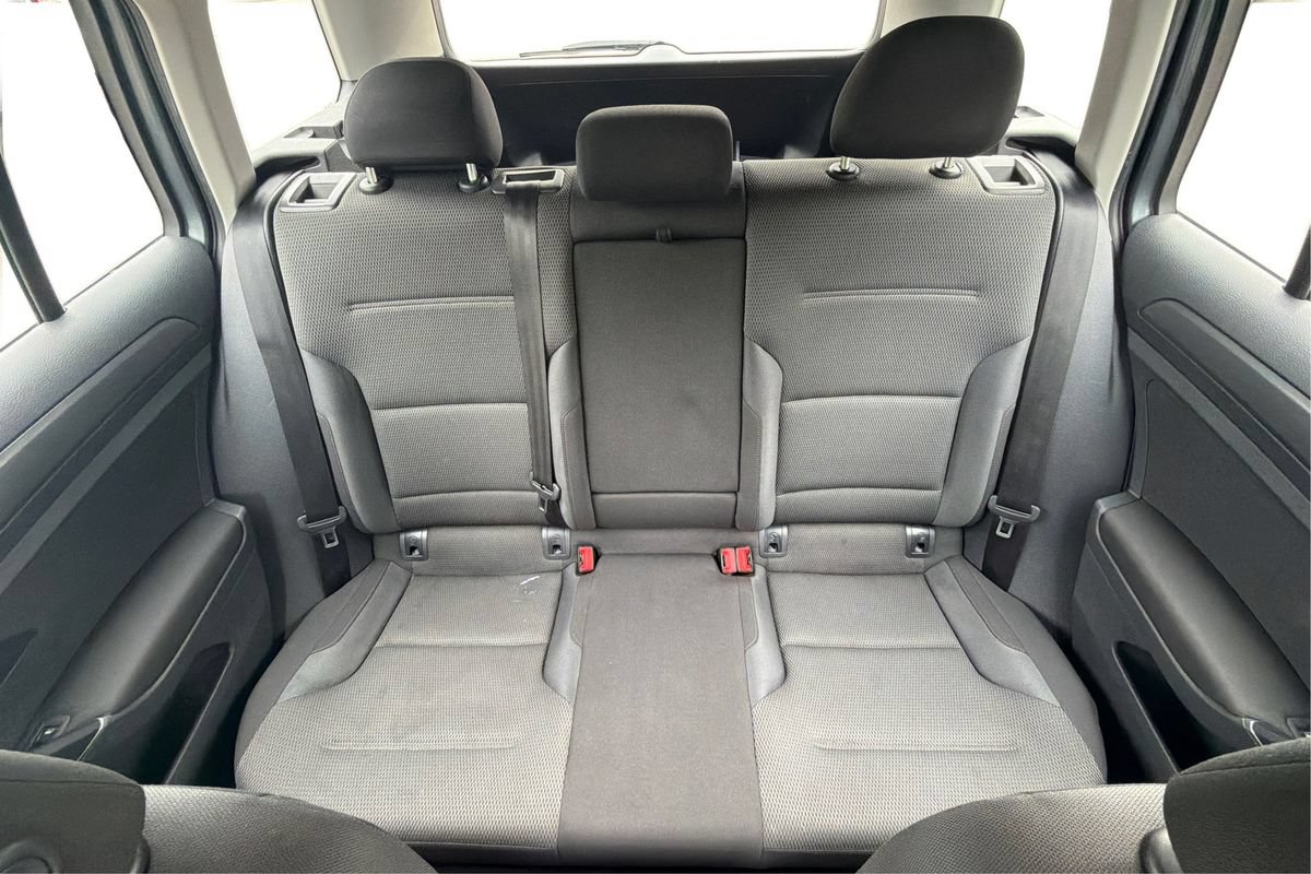 Used 2019 Volkswagen Golf S FWD image 13