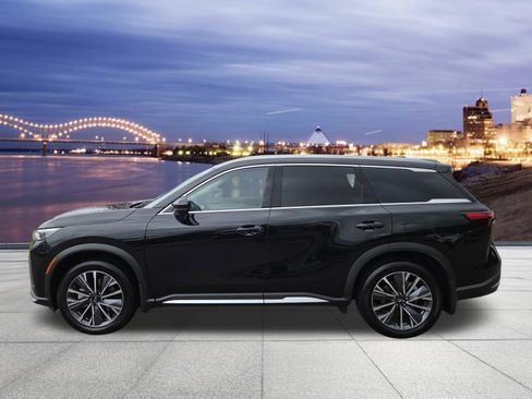 Used 2026 INFINITI QX60 Luxe w/ Family Package FWD image 2