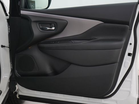 Used 2023 Nissan Murano SL w/ SL Moonroof Package AWD/4WD image 12