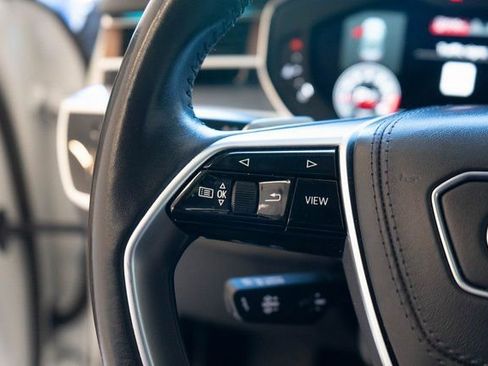 Used 2021 Audi A8 L 4.0T image 30