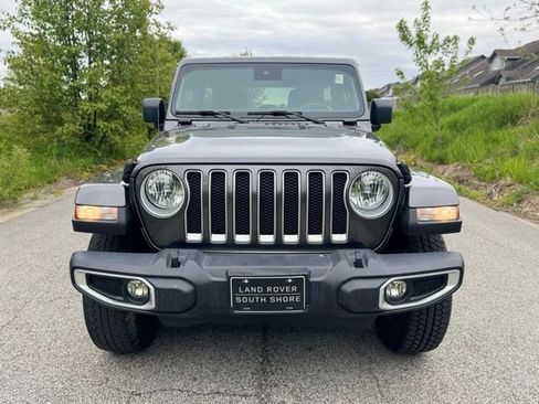 Used 2021 Jeep Wrangler Unlimited Sahara AWD/4WD image 3