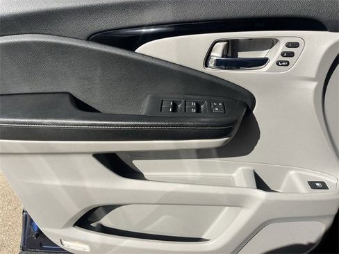 Used 2017 Honda Ridgeline RTL-E image 26