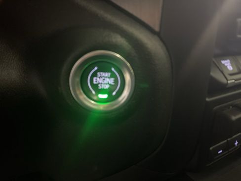 Used 2023 GMC Sierra 2500 Denali w/ Denali Ultimate Package image 23