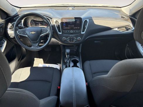 Used 2023 Chevrolet Malibu LT FWD image 10