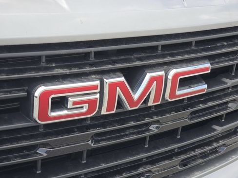 Used 2024 GMC Sierra 1500 Elevation AWD/4WD image 11