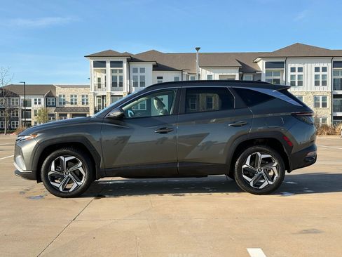 Used 2023 Hyundai Tucson SEL w/ Convenience Package image 4