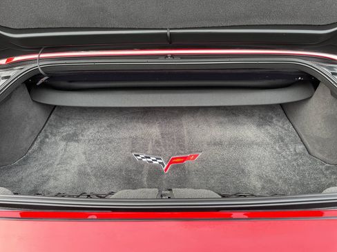 Used 2005 Chevrolet Corvette Convertible w/ Preferred Equipment Group RWD image 62