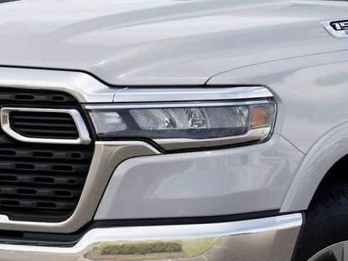 Used 2026 RAM 1500 Big Horn AWD/4WD image 10