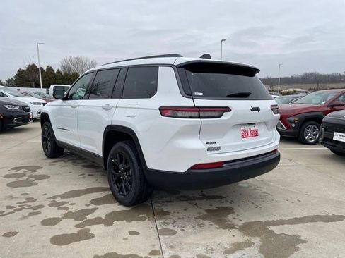 New 2026 Jeep Grand Cherokee L 4WD image 3
