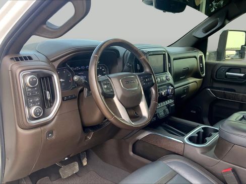 Used 2022 GMC Sierra 2500 Denali w/ Denali Ultimate Package AWD/4WD image 18