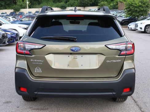 Certified 2025 Subaru Outback Premium AWD/4WD image 5