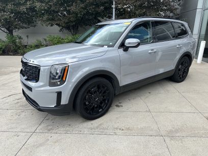 Used 2022 Kia Telluride EX w/ EX Premium Package