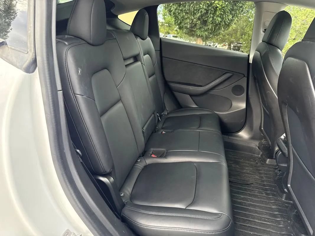Used 2020 Tesla Model Y Long Range AWD/4WD image 29