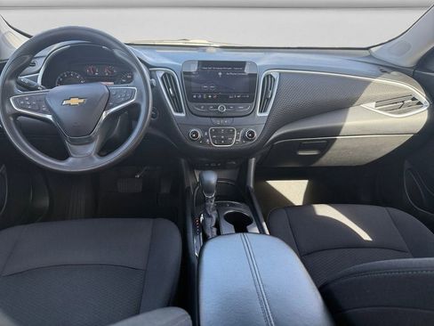 Used 2024 Chevrolet Malibu LT image 11