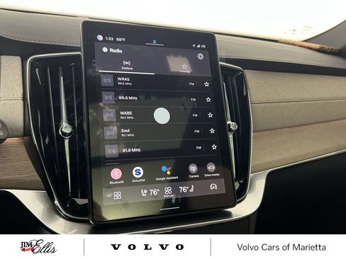 Used 2025 Volvo XC90 B6 Core w/ Climate Package image 13