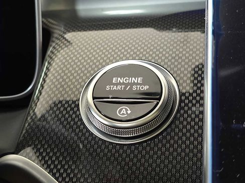 New 2026 Mercedes-Benz GLC 300 4MATIC image 36