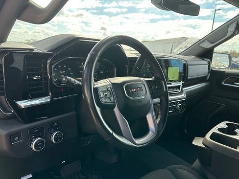Used 2022 GMC Sierra 1500 Elevation AWD/4WD image 12