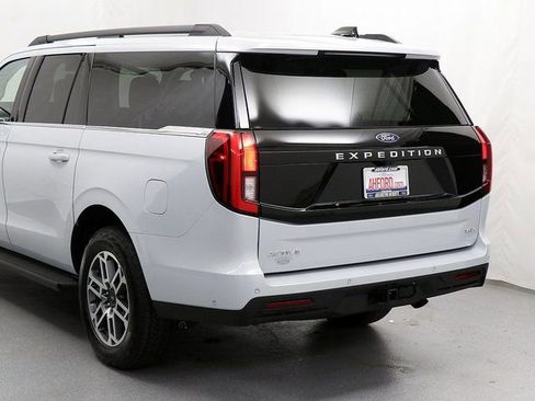 New 2025 Ford Expedition Max Active image 7