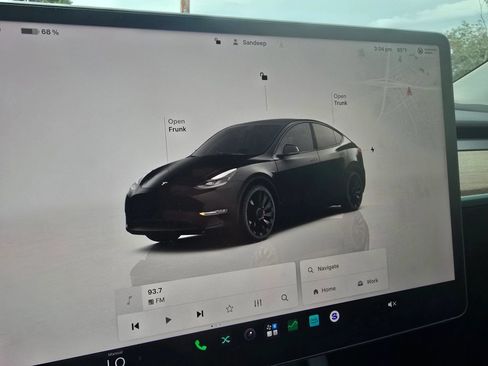 Used 2022 Tesla Model Y Performance AWD/4WD image 15