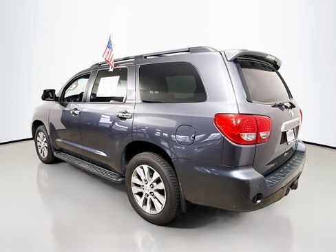 Used 2016 Toyota Sequoia Limited w/ Safety & Convenience Package image 5