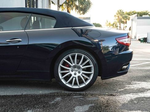 Used 2011 Maserati GranTurismo Convertible image 7