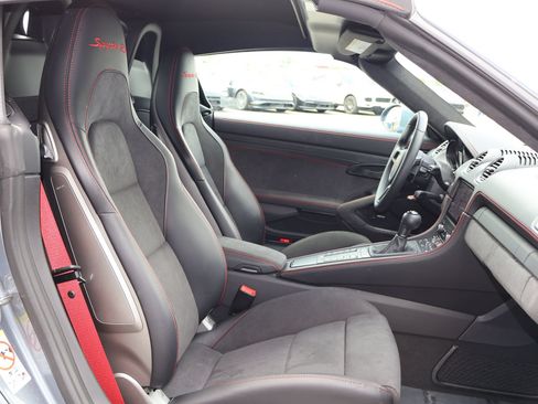 Certified 2025 Porsche 718 Boxster Spyder RS w/ Accent Package Logos RWD image 22