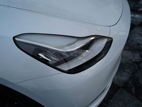 Used 2020 Tesla Model Y Performance image 20