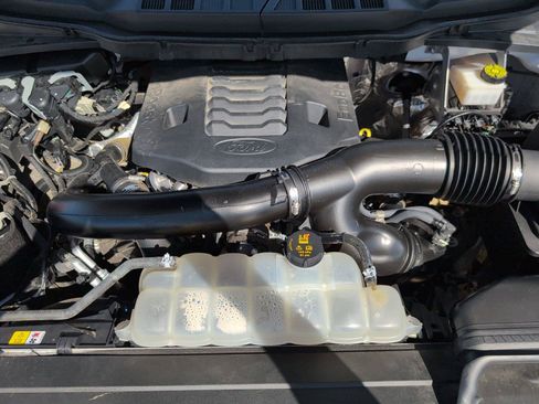 Used 2023 Ford F150 Lariat w/ Equipment Group 502A High AWD/4WD image 38