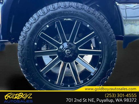 Used 2017 RAM 1500 Limited image 32