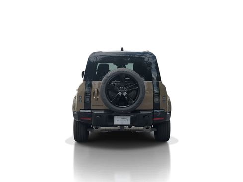 New 2026 Land Rover Defender 110 X-Dynamic SE AWD/4WD image 7